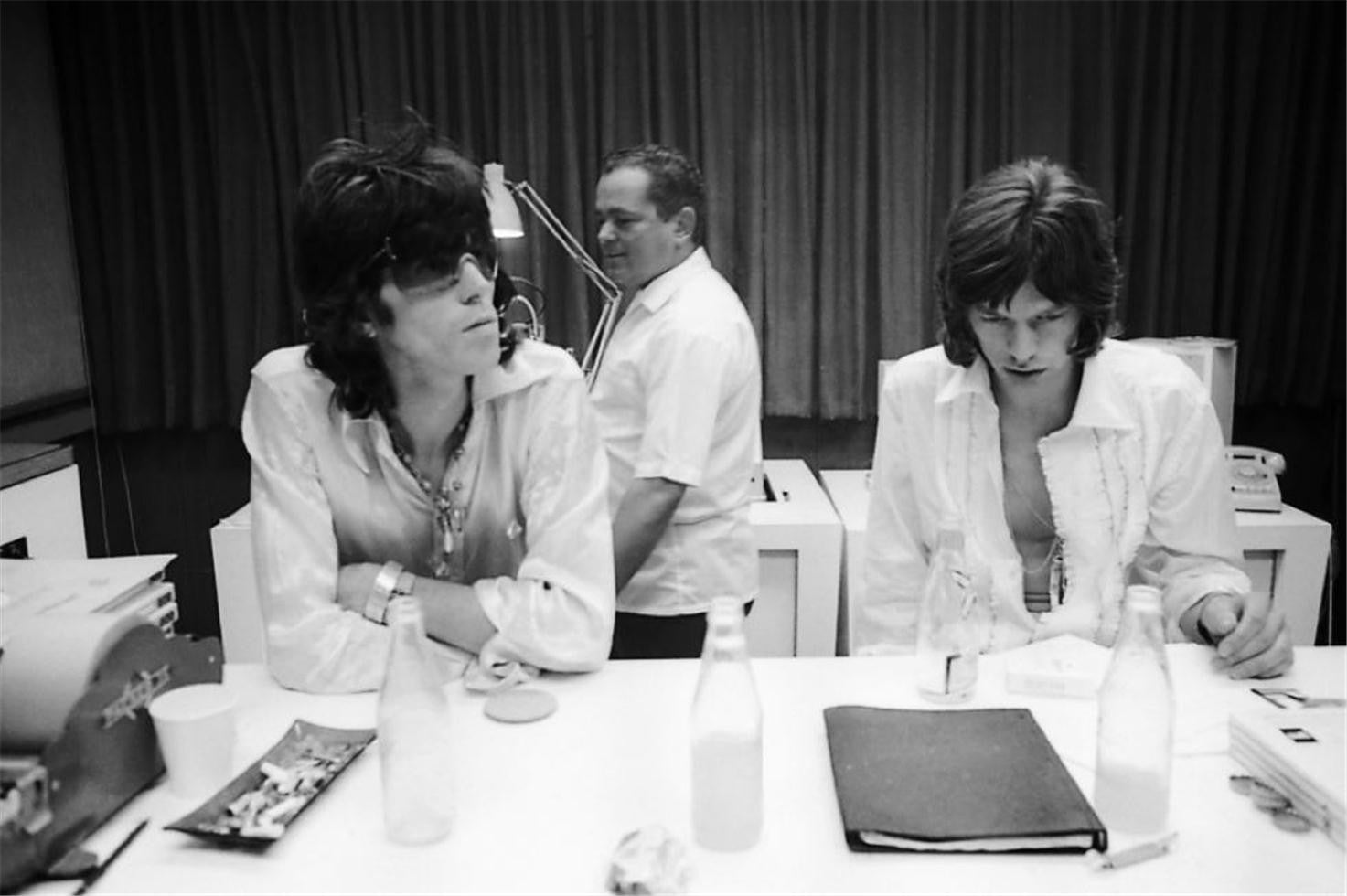 Keith Richards and Mick Jagger in the studio.