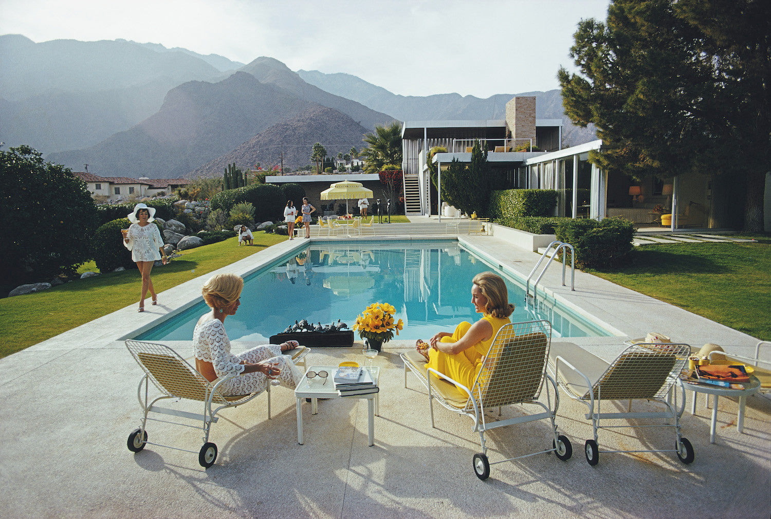 A desert house in Palm Springs designed by Richard Neutra for Edgar J. Kaufmann.