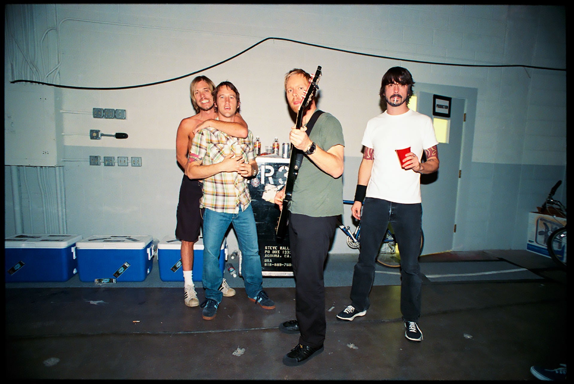 Foo Fighters backstage - Roswell, New Mexico 2005