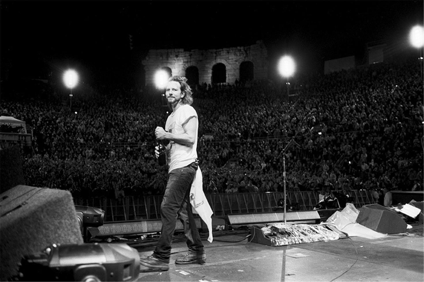 Eddie Vedder performing in Italy. 2006