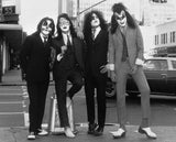 KISS