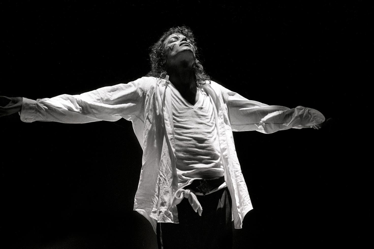 Michael Jackson on stage during US tour. 1989.