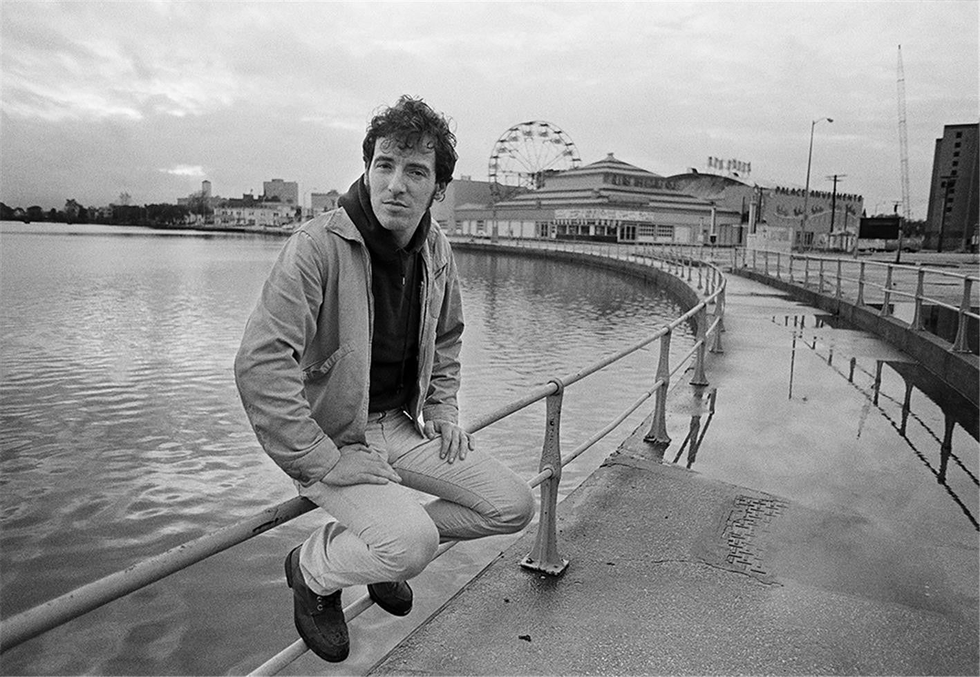 Bruce Springsteen

Asbury Park, NJ. 1979