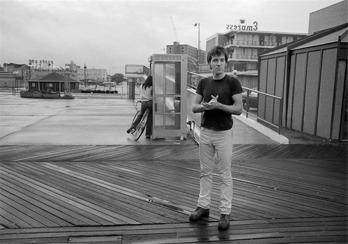 Bruce Springsteen

Asbury Park, NJ. 1979